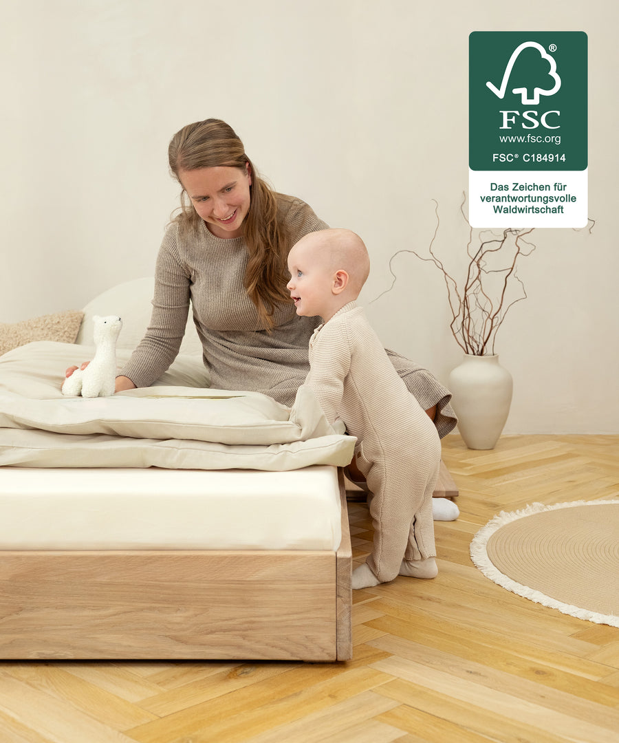 Standard oder tief? Wie du willst!*Das durchdachte Design macht's möglich: Du kannst das Doppelbett ganz nach Belieben bodentief oder in Standardhöhe aufbauen.|Einzelbett Bodentief aufgebaut.
