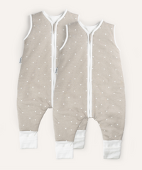 2er Bundle Ehrenkind Sommerschlafsack mit Beine in taupe mit Sternen.