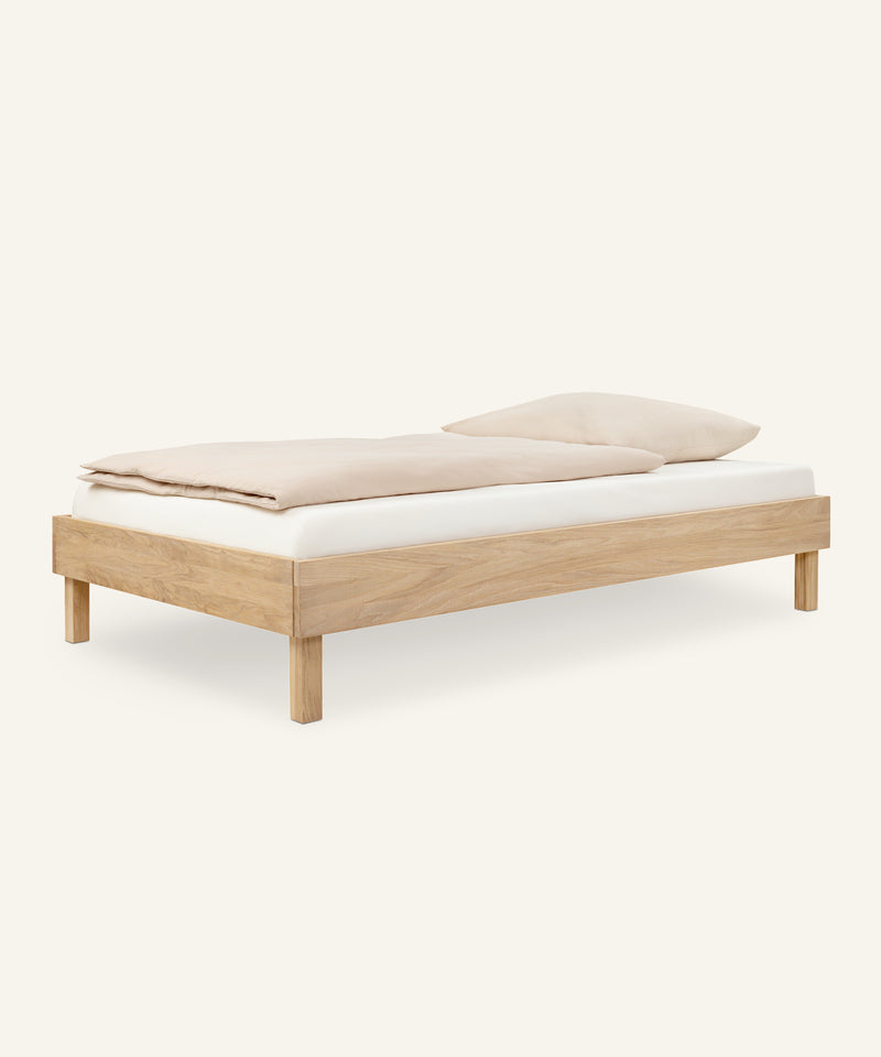 Jugendbett Plano | Eiche | 120 × 200 cm
