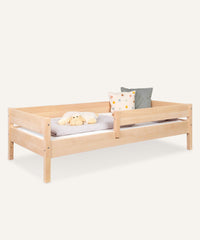 Kinderbett Buche natur 90 × 200 cm.